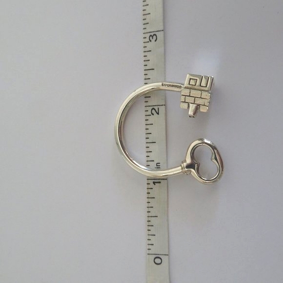 Tiffany's "House And Key" Sterling Silver Keyring - Picture 15 of 17